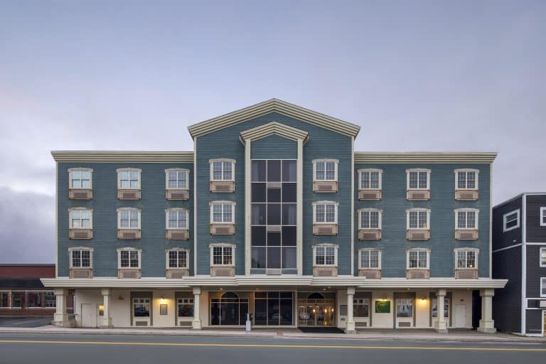 cy-yytcy-hotel-exterior–36751